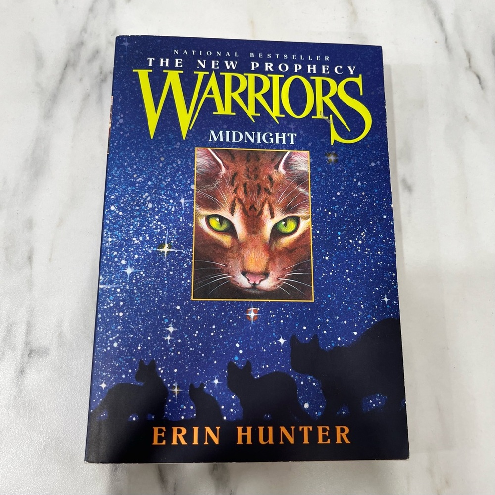 Warriors midnight by Erin hunter #1